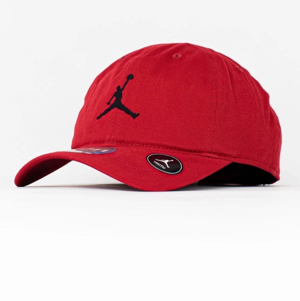 HP 🎉🎉 Nike Air Jordan ' Youth Curve Brim Adjustable  Hat Red NWT